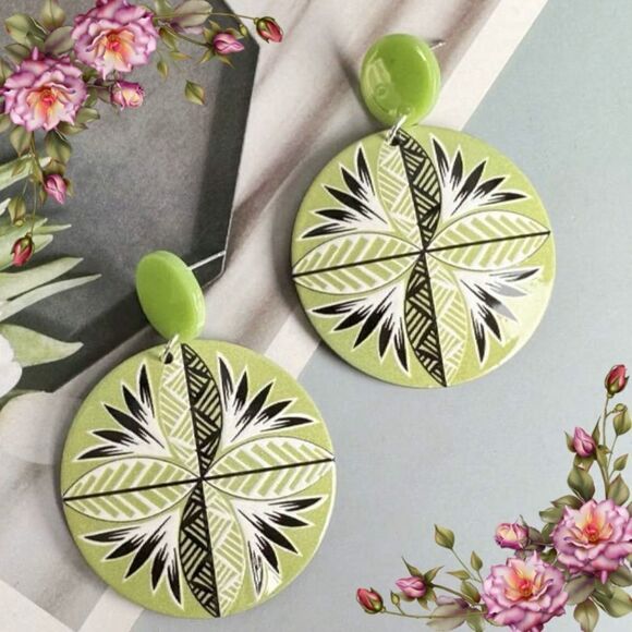 Bohemian Style Handmade Acrylic Tropical Flower Round Earrings - Picture 1 of 10